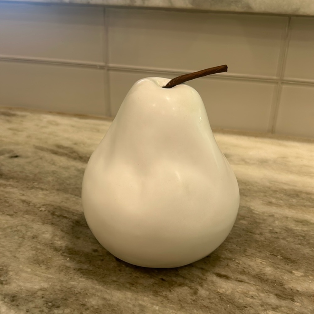 Creative Co-op White stoneware Pear